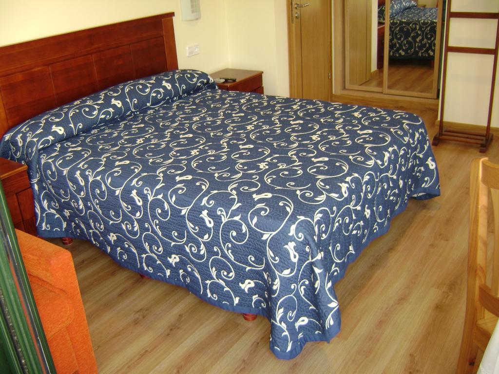 Hostal Santa Baia Ribadumia Rum bild