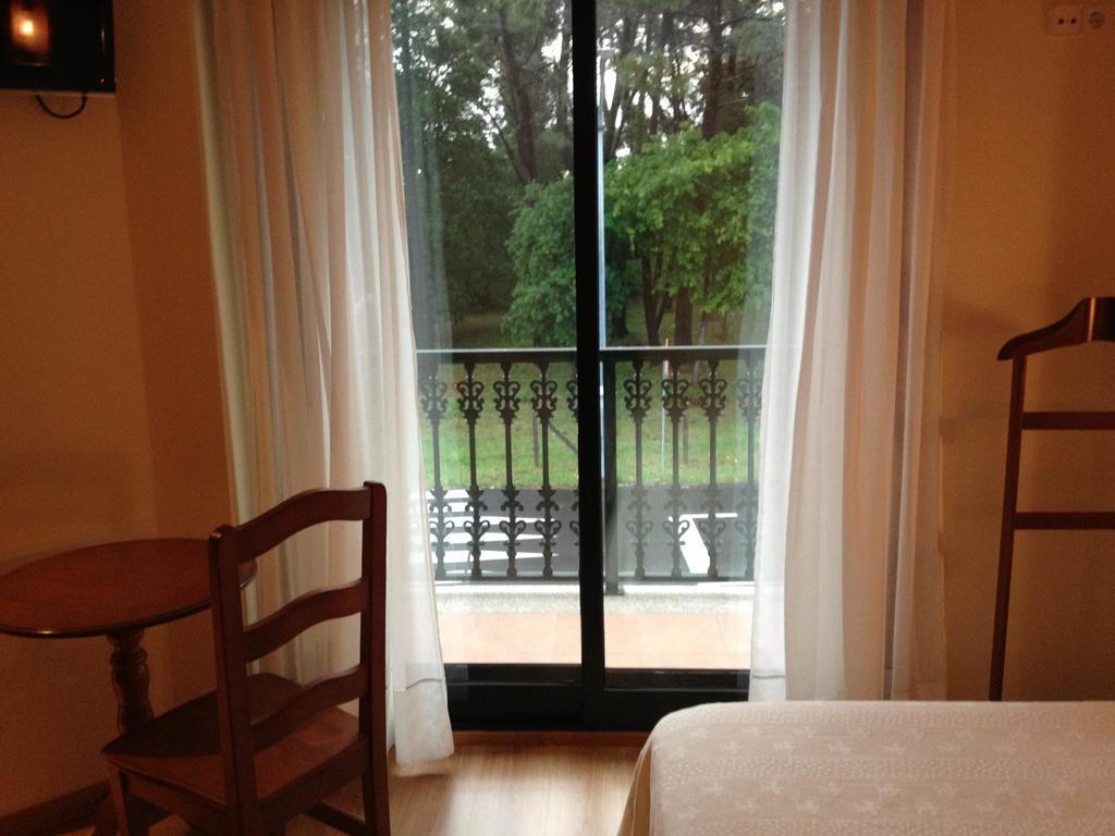 Hostal Santa Baia Ribadumia Rum bild