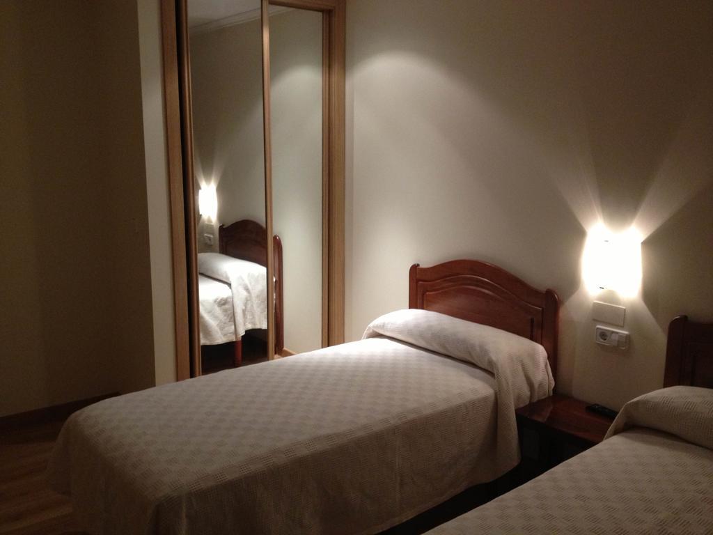 Hostal Santa Baia Ribadumia Rum bild
